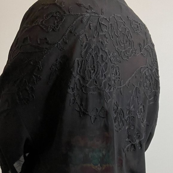 Forever 21 Contemporary Kimono with Tassels -M- - Picture 3 of 7